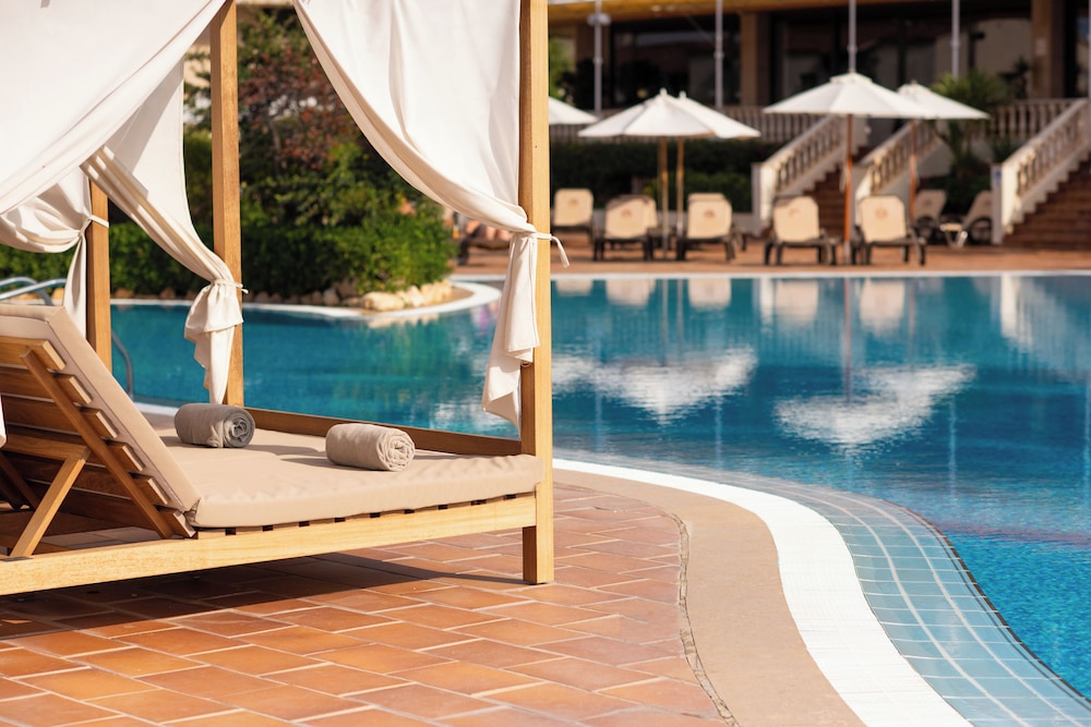 Valentin Son Bou — Swimming pool in Son Bou, Balearic Islands