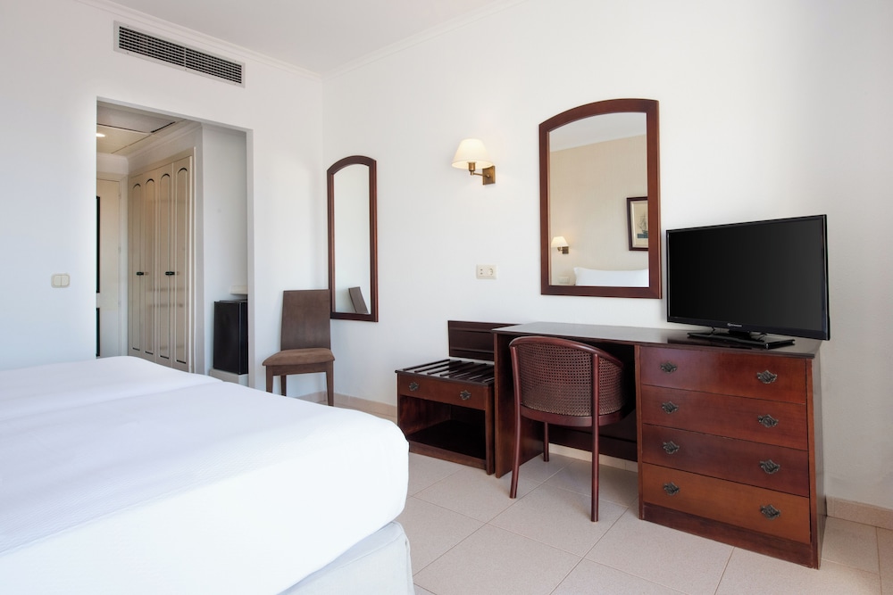 Valentin Son Bou — Hotel rooms in Son Bou, Balearic Islands