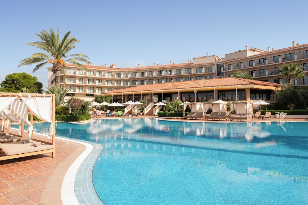 Valentin Son Bou — Main photo in Son Bou, Balearic Islands