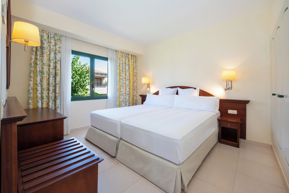 Valentin Son Bou — Hotel rooms in Son Bou, Balearic Islands