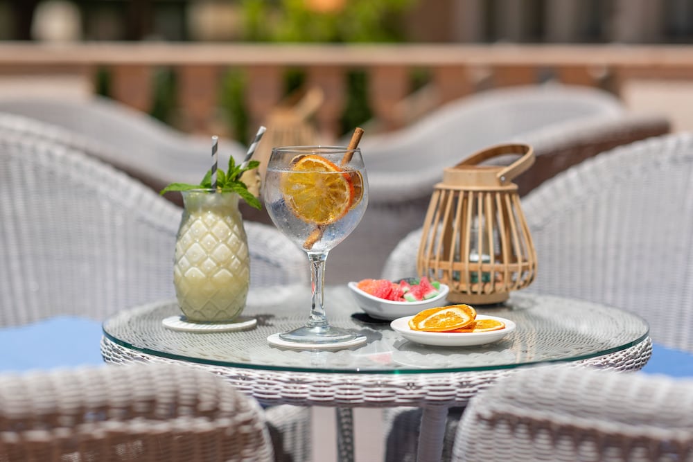 Valentin Son Bou — Restaurant & bars in Son Bou, Balearic Islands