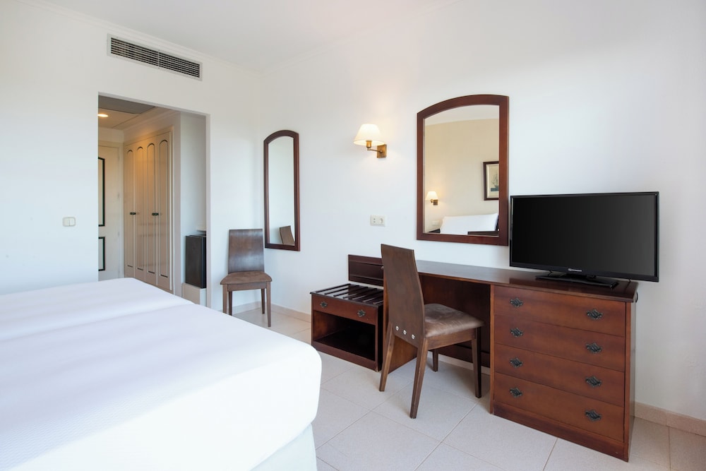 Valentin Son Bou — Hotel rooms in Son Bou, Balearic Islands