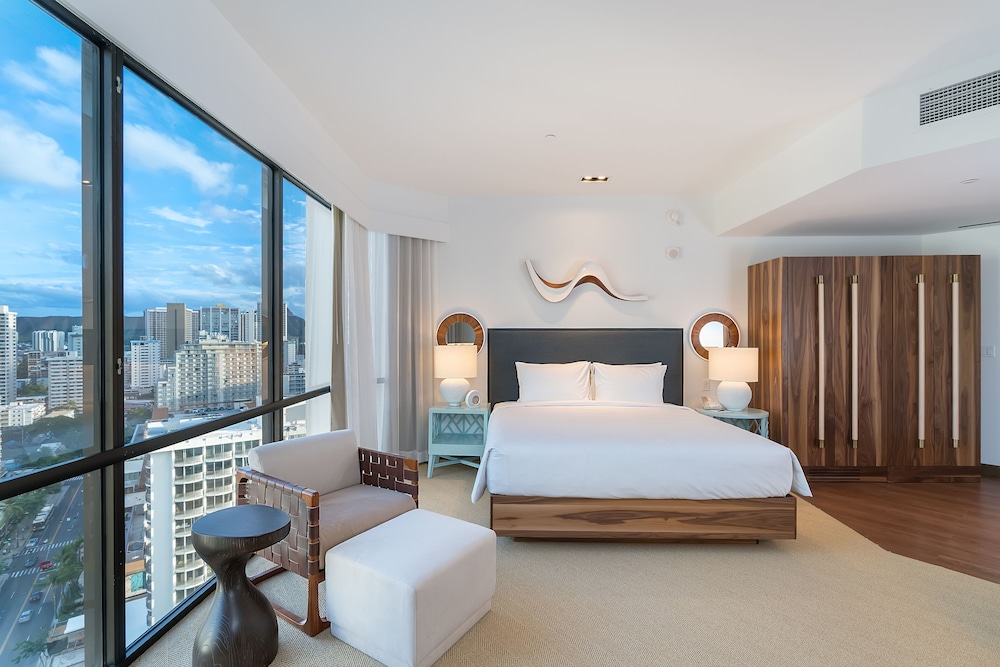 Hyatt Centric Waikiki Beach — Hotel rooms in Honolulu, Hawaii