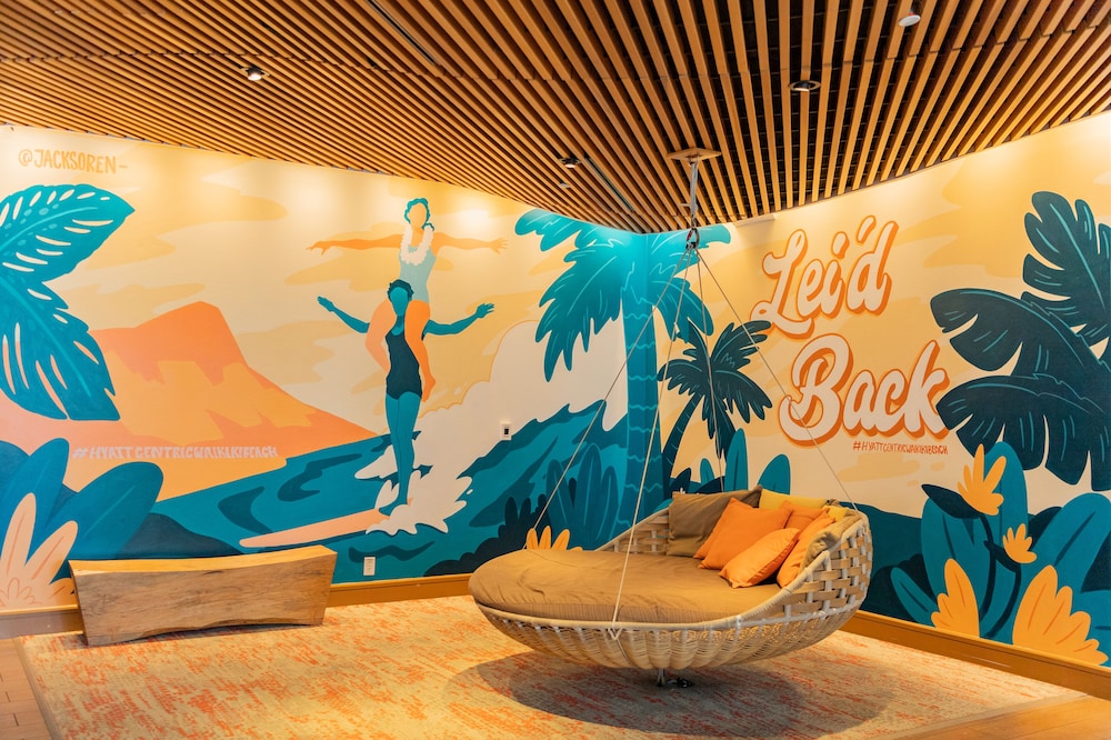 Hyatt Centric Waikiki Beach — Hotel building in Honolulu, Hawaii