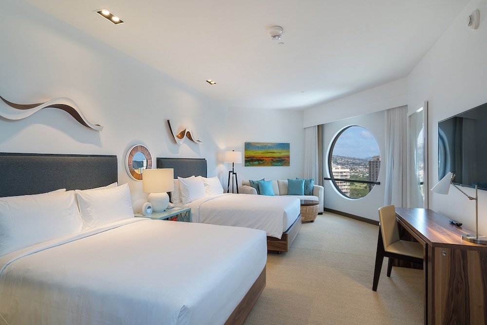 Hyatt Centric Waikiki Beach — Hotel rooms in Honolulu, Hawaii