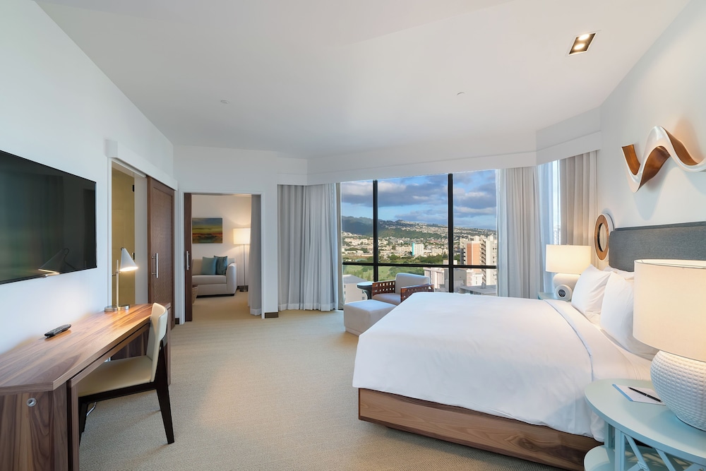 Hyatt Centric Waikiki Beach — Hotel rooms in Honolulu, Hawaii