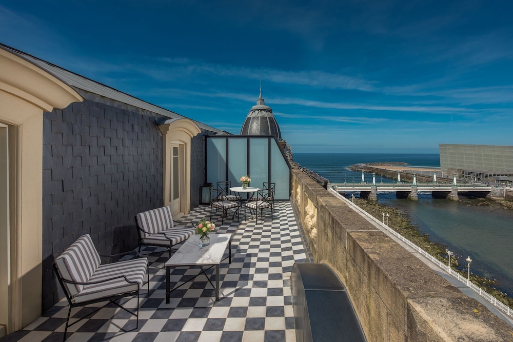 Hotel Maria Cristina, a Luxury Collection Hotel - zdjęcie 2