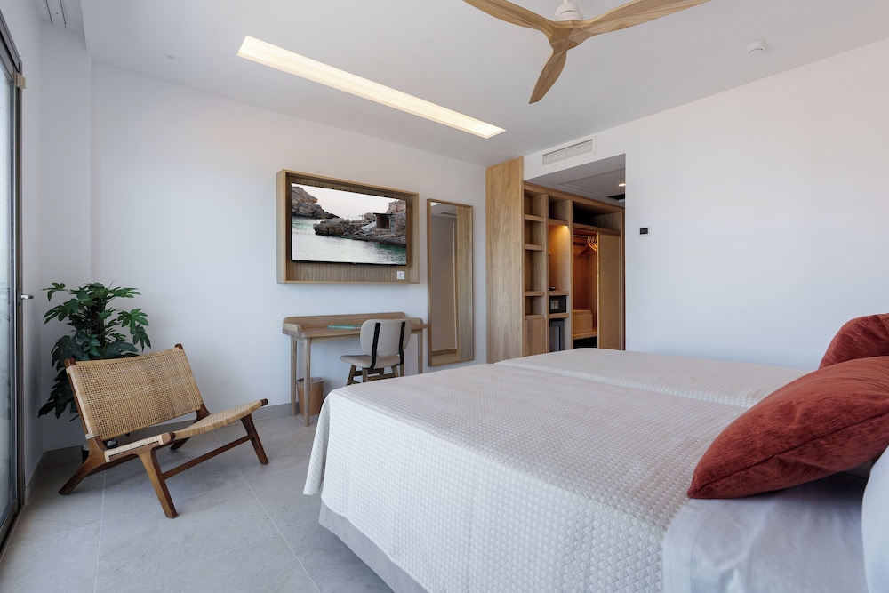 Bellamar Hotel Beach & Spa — Hotel rooms in San Antonio, Balearic Islands