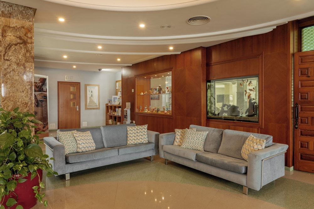 Bellamar Hotel Beach & Spa — Hotel building in San Antonio, Balearic Islands