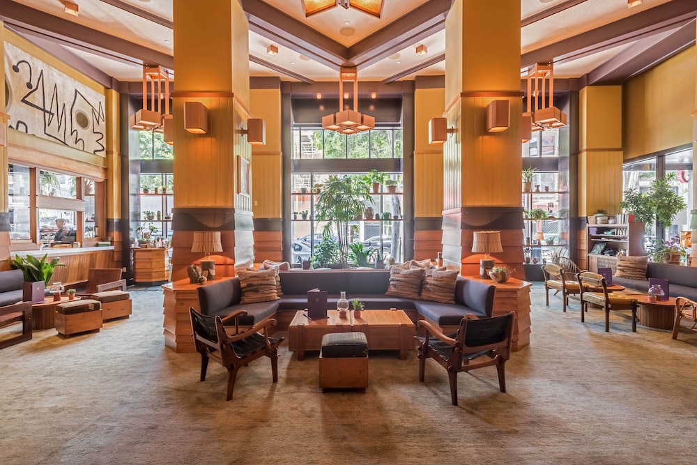 Freehand Los Angeles — Hotel building in Los Angeles, California