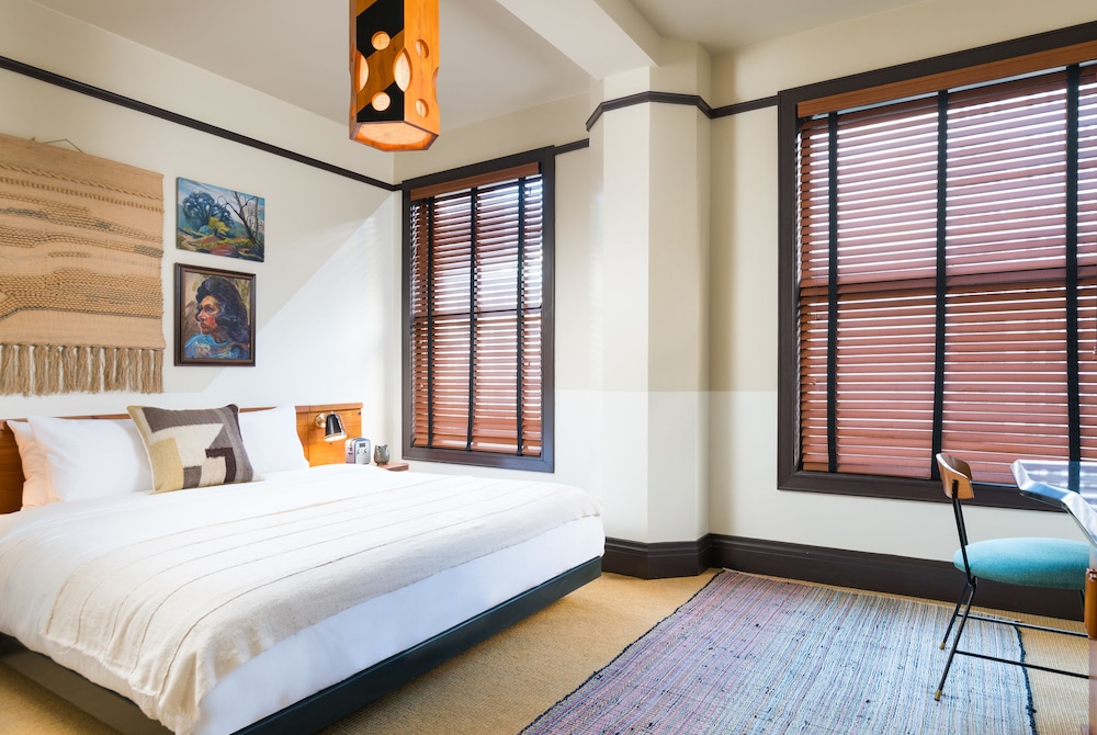 Freehand Los Angeles — Hotel rooms in Los Angeles, California