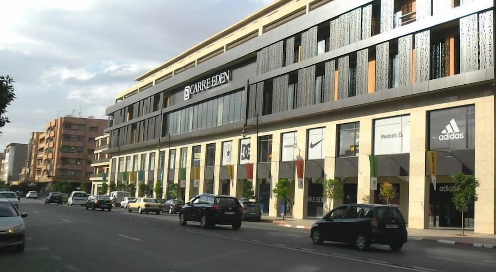 Hotel Nassim