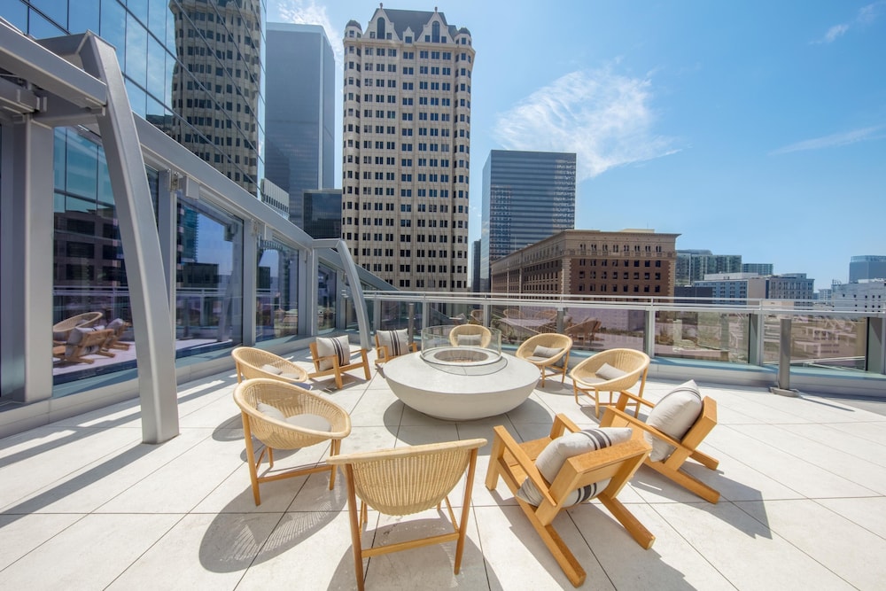 InterContinental Los Angeles Downtown by IHG — Hotel building in Los Angeles, California