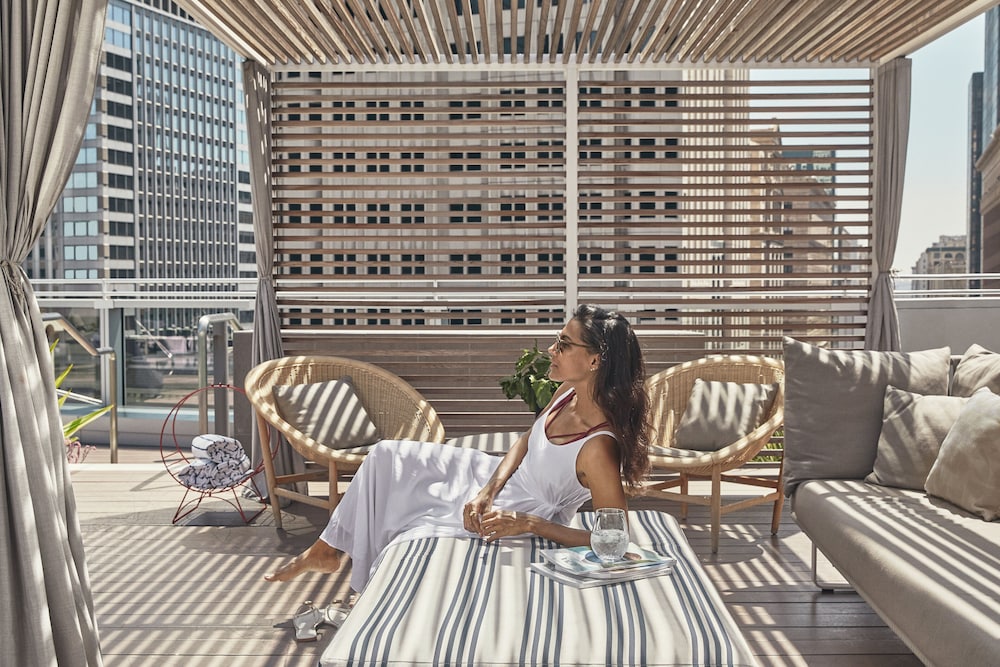 InterContinental Los Angeles Downtown by IHG — Swimming pool in Los Angeles, California