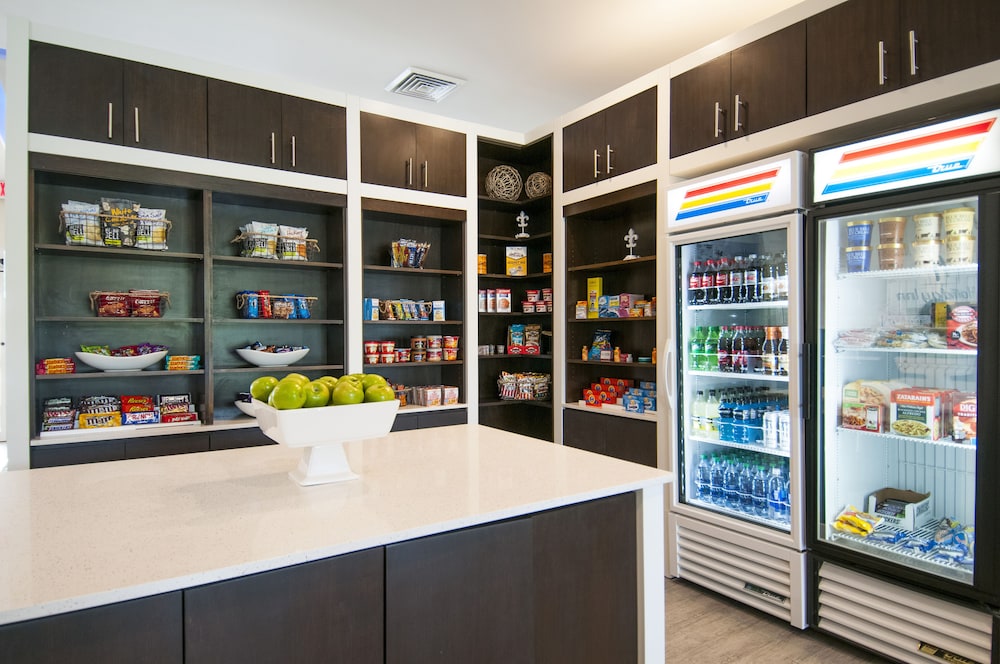 Holiday Inn New Orleans Airport North by IHG — Restaurant & bars in Kenner, Louisiana