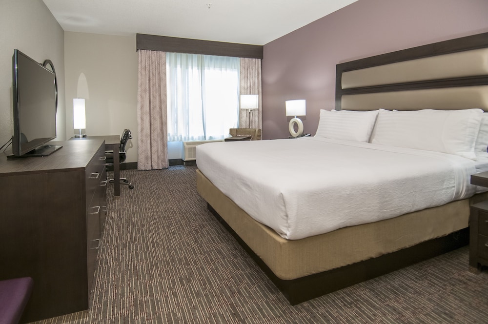 Holiday Inn New Orleans Airport North by IHG — Hotel rooms in Kenner, Louisiana