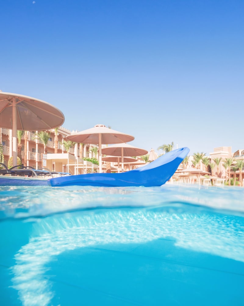 Pickalbatros Palace Hurghada - All inclusive — Swimming pool in Hurghada, Red Sea