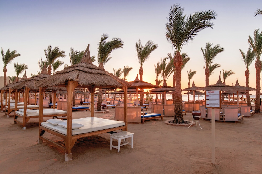 Pickalbatros Palace Hurghada - All inclusive — Beach in Hurghada, Red Sea