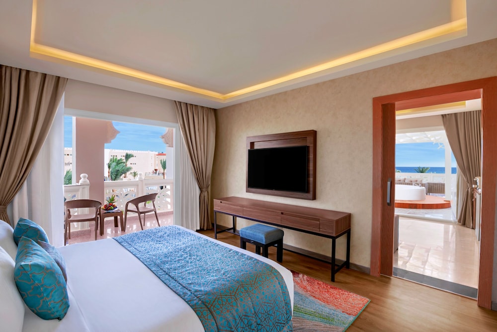Pickalbatros Palace Hurghada - All inclusive — Hotel rooms in Hurghada, Red Sea