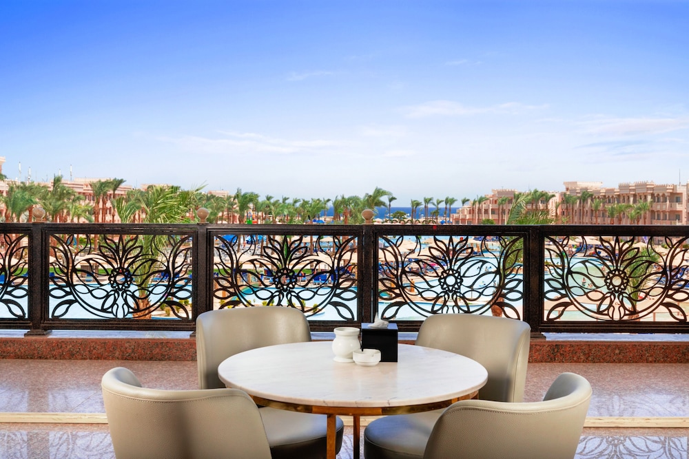 Pickalbatros Palace Hurghada - All inclusive — Restaurant & bars in Hurghada, Red Sea