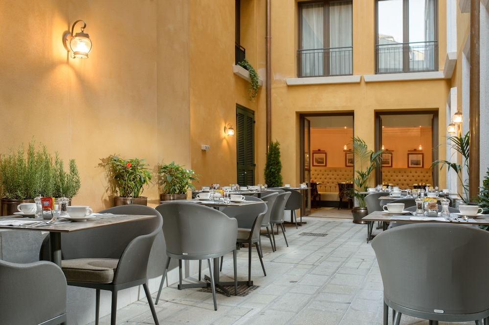 Palazzo Veneziano — Restaurant & bars in Venice, Veneto