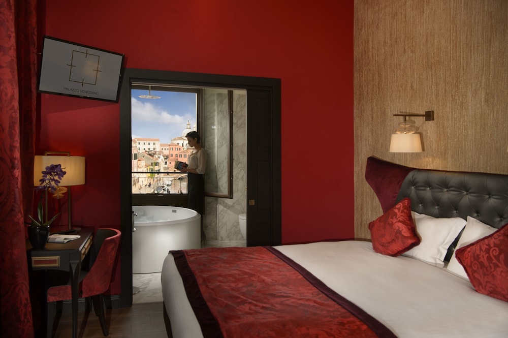 Palazzo Veneziano — Hotel rooms in Venice, Veneto