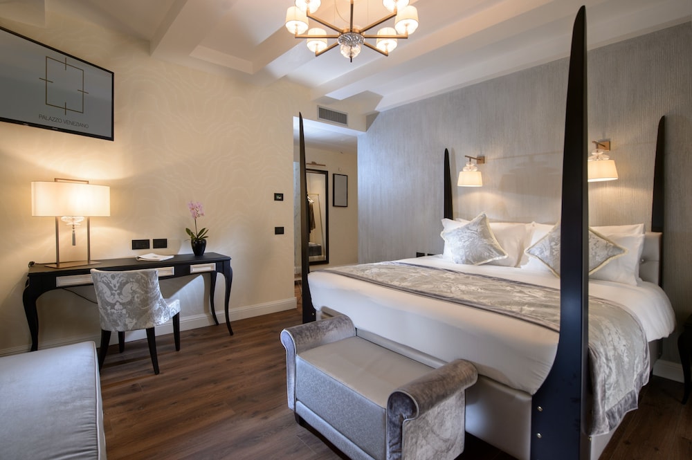Palazzo Veneziano — Hotel rooms in Venice, Veneto