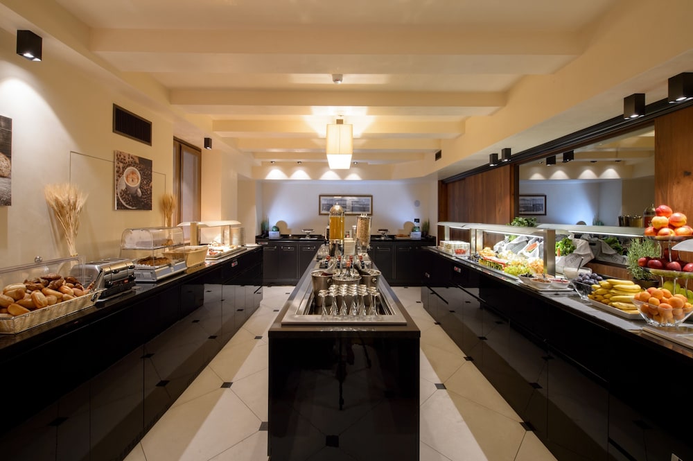 Palazzo Veneziano — Restaurant & bars in Venice, Veneto