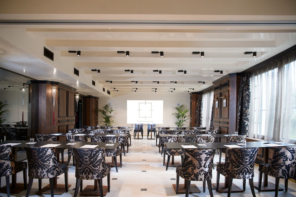 Palazzo Veneziano — Restaurant & bars in Venice, Veneto