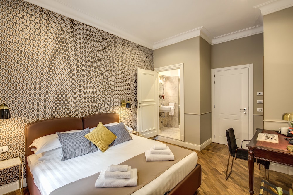 Charme Spagna Boutique Hotel — Hotel rooms in Rome, Lazio