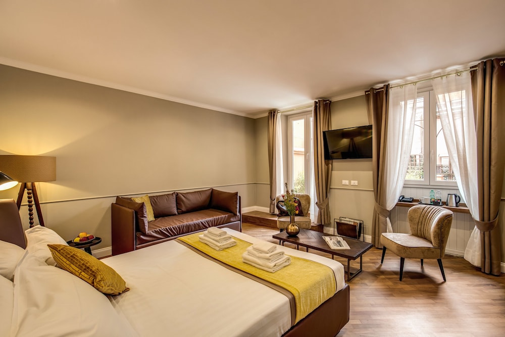 Charme Spagna Boutique Hotel — Hotel rooms in Rome, Lazio