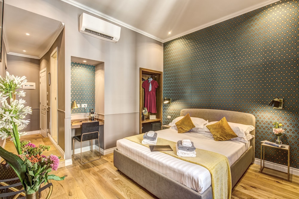 Charme Spagna Boutique Hotel — Hotel rooms in Rome, Lazio