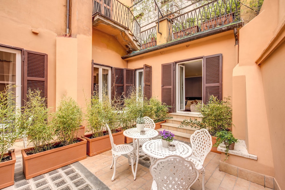 Charme Spagna Boutique Hotel — Hotel building in Rome, Lazio