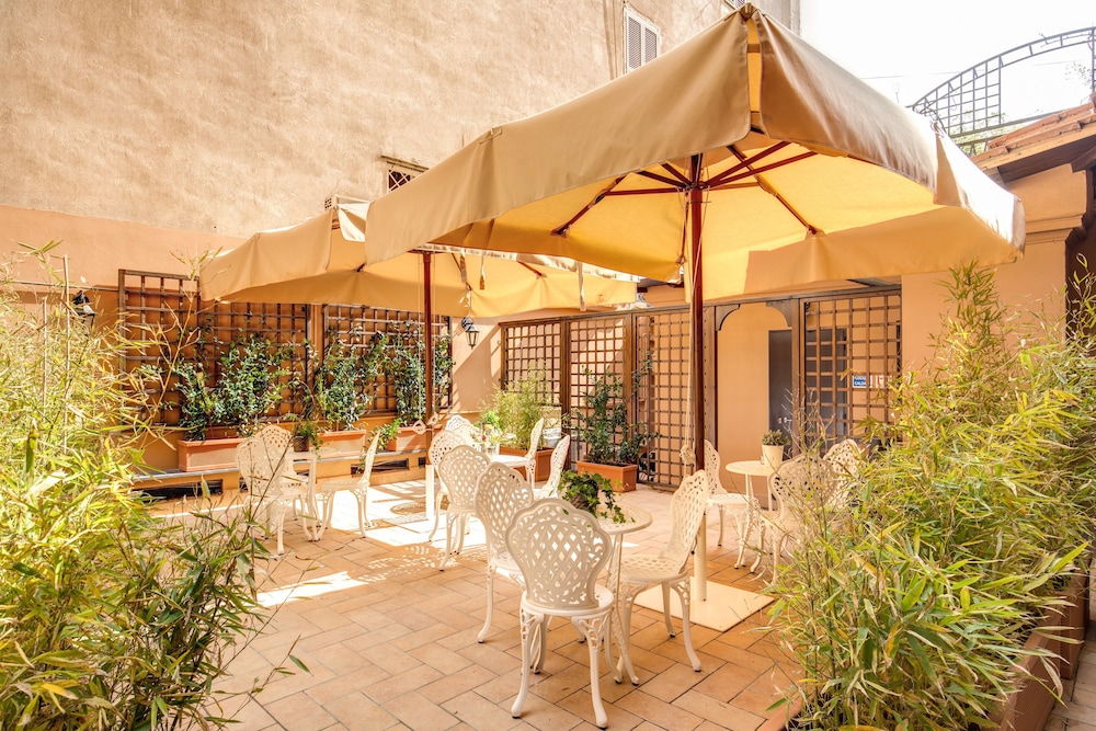 Charme Spagna Boutique Hotel — Restaurant & bars in Rome, Lazio