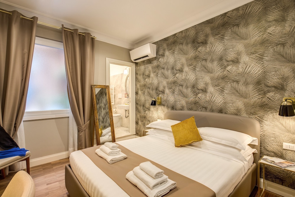 Charme Spagna Boutique Hotel — Hotel rooms in Rome, Lazio