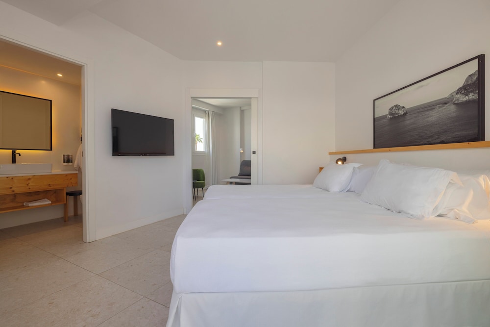 Hotel HM Ayron Park – Adults Only — Hotel rooms in Playa de Palma, Balearic Islands