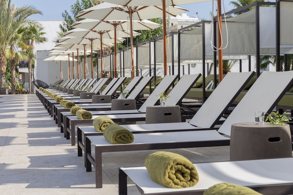Hotel HM Ayron Park – Adults Only — Swimming pool in Playa de Palma, Balearic Islands