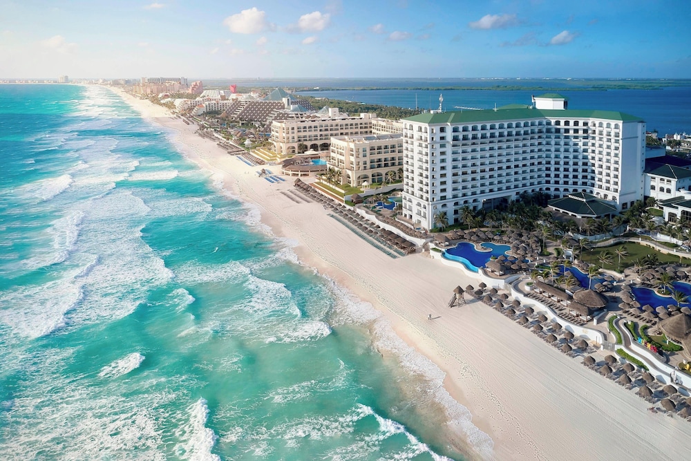 JW Marriott Cancun Resort & Spa — Beach in Cancun, Quintana Roo