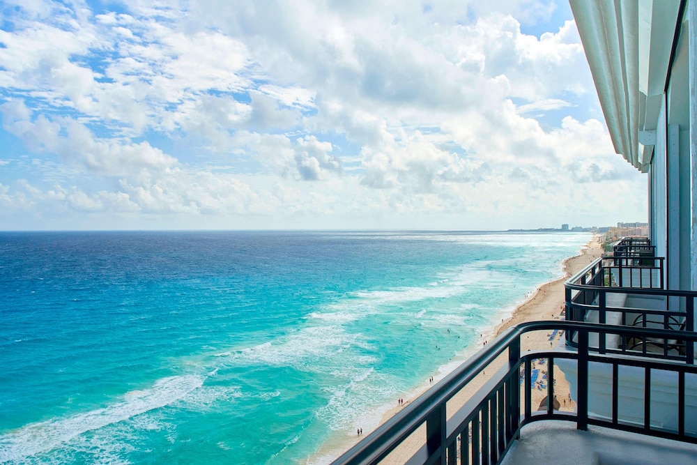 JW Marriott Cancun Resort & Spa — Beach in Cancun, Quintana Roo