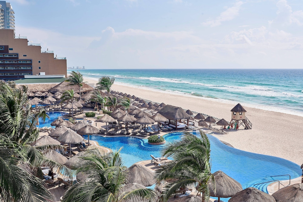 JW Marriott Cancun Resort & Spa — Beach in Cancun, Quintana Roo