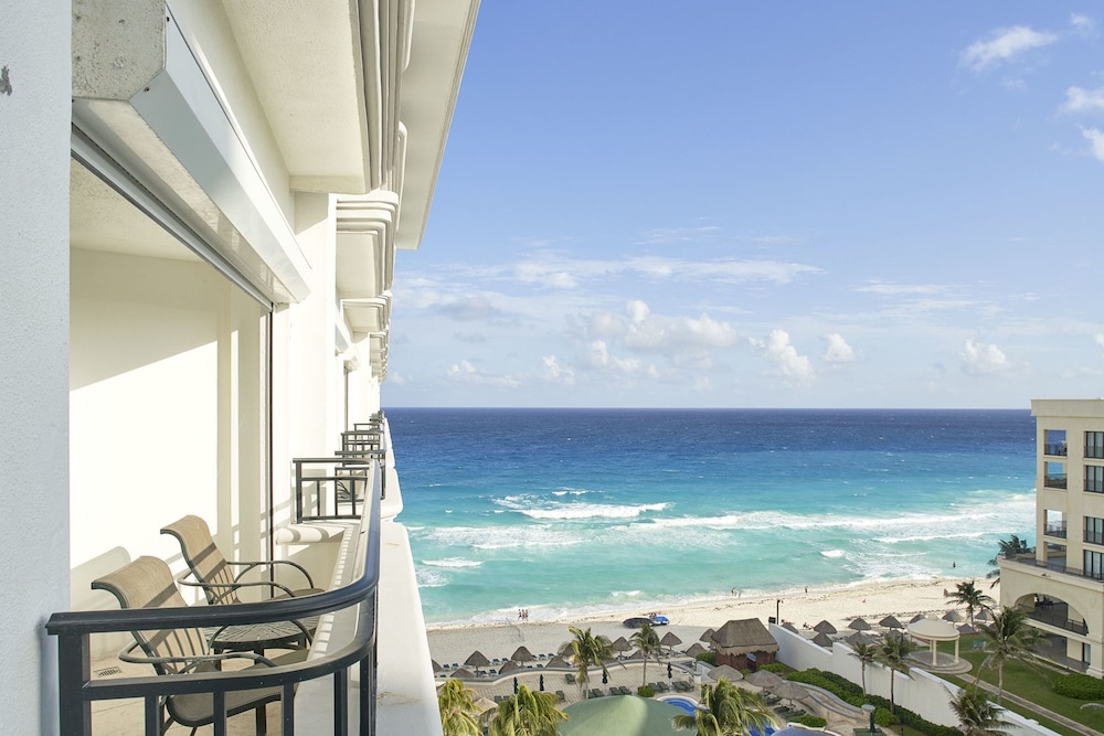 JW Marriott Cancun Resort & Spa — Beach in Cancun, Quintana Roo