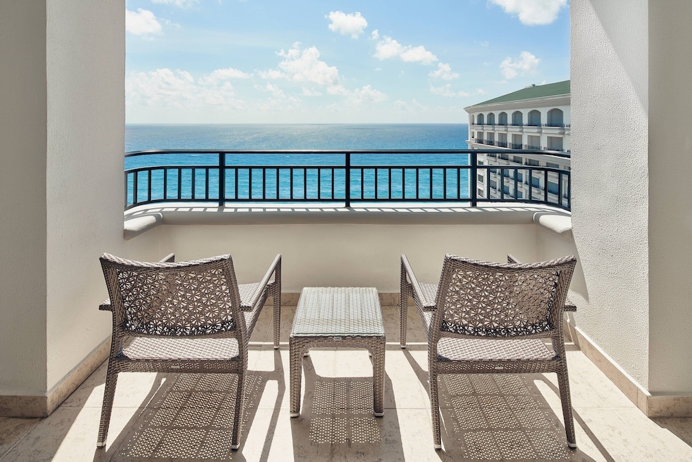 JW Marriott Cancun Resort & Spa — Hotel rooms in Cancun, Quintana Roo