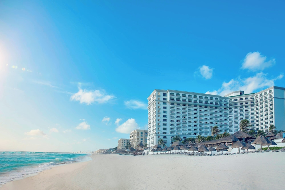 JW Marriott Cancun Resort & Spa — Beach in Cancun, Quintana Roo