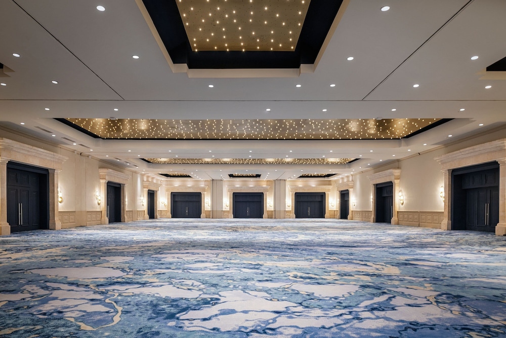JW Marriott Cancun Resort & Spa — Hotel building in Cancun, Quintana Roo