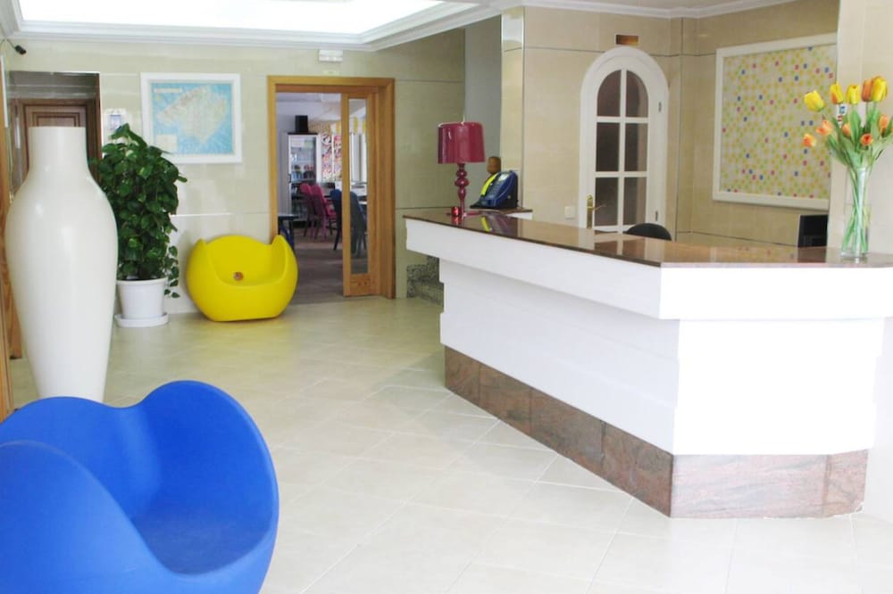 Hotel Bellavista — Hotel building in Cala Ratjada, Balearic Islands