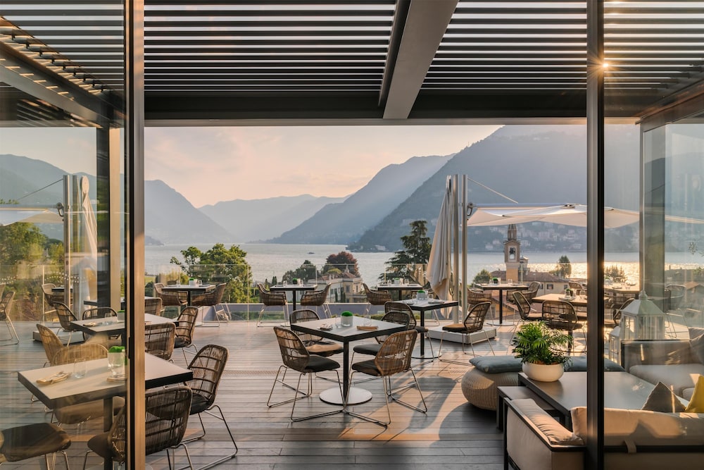 Hilton Lake Como — Restaurant & bars in Como, Lombardy