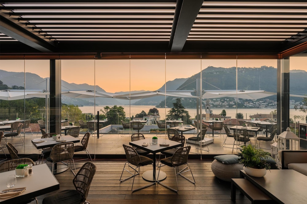 Hilton Lake Como — Restaurant & bars in Como, Lombardy