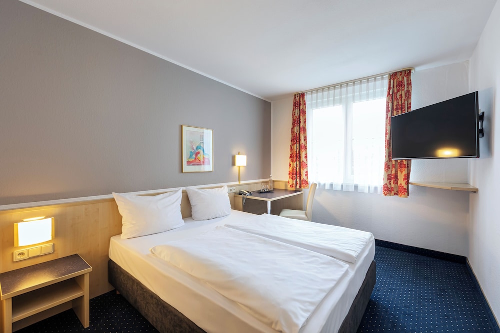 ACHAT Hotel Leipzig Messe — Hotel rooms in Leipzig, Saxony