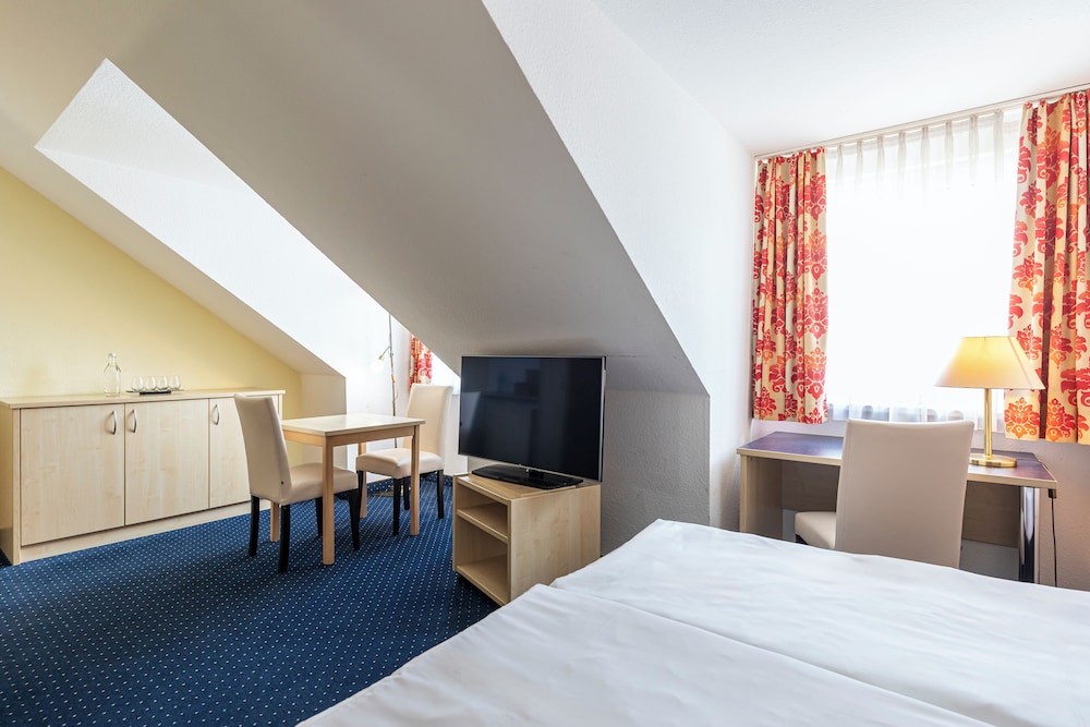 ACHAT Hotel Leipzig Messe — Hotel rooms in Leipzig, Saxony