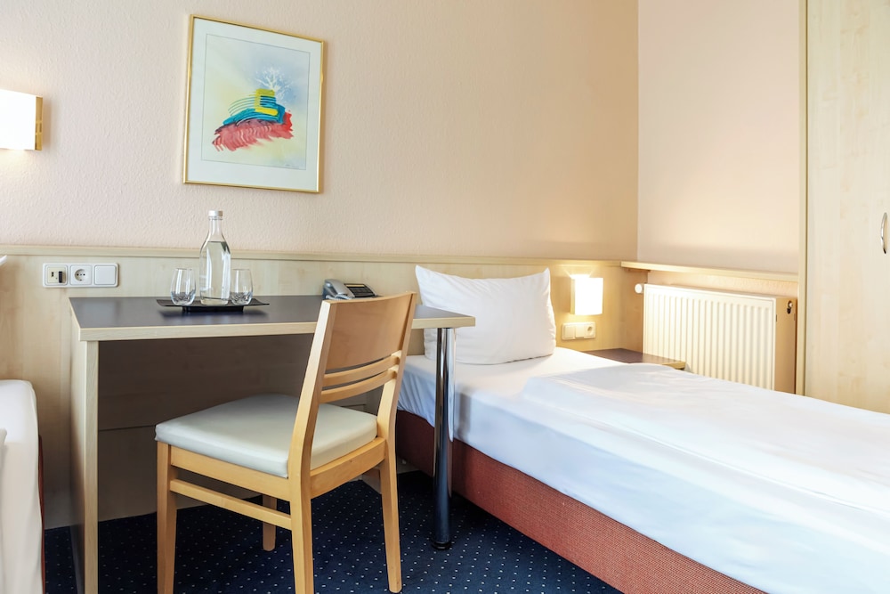 ACHAT Hotel Leipzig Messe — Hotel rooms in Leipzig, Saxony